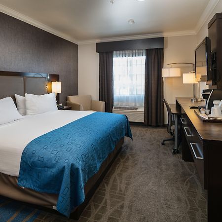 Holiday Inn Express & Suites Santa Clara By Ihg Exterior foto